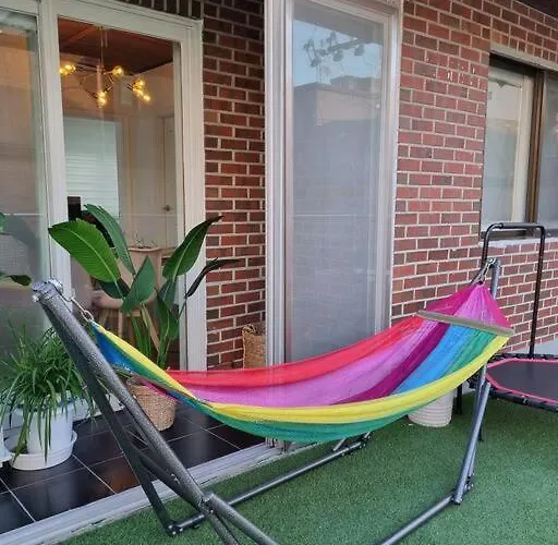 Villa Hongdae Sky View Private Roof Garden 2br 2qb 1ssb 합정역 5분 단독하늘정원 *